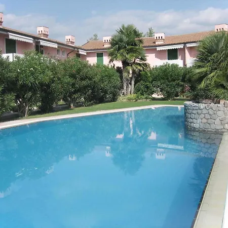 Appartement In Lazise/gardasee 21982 *
